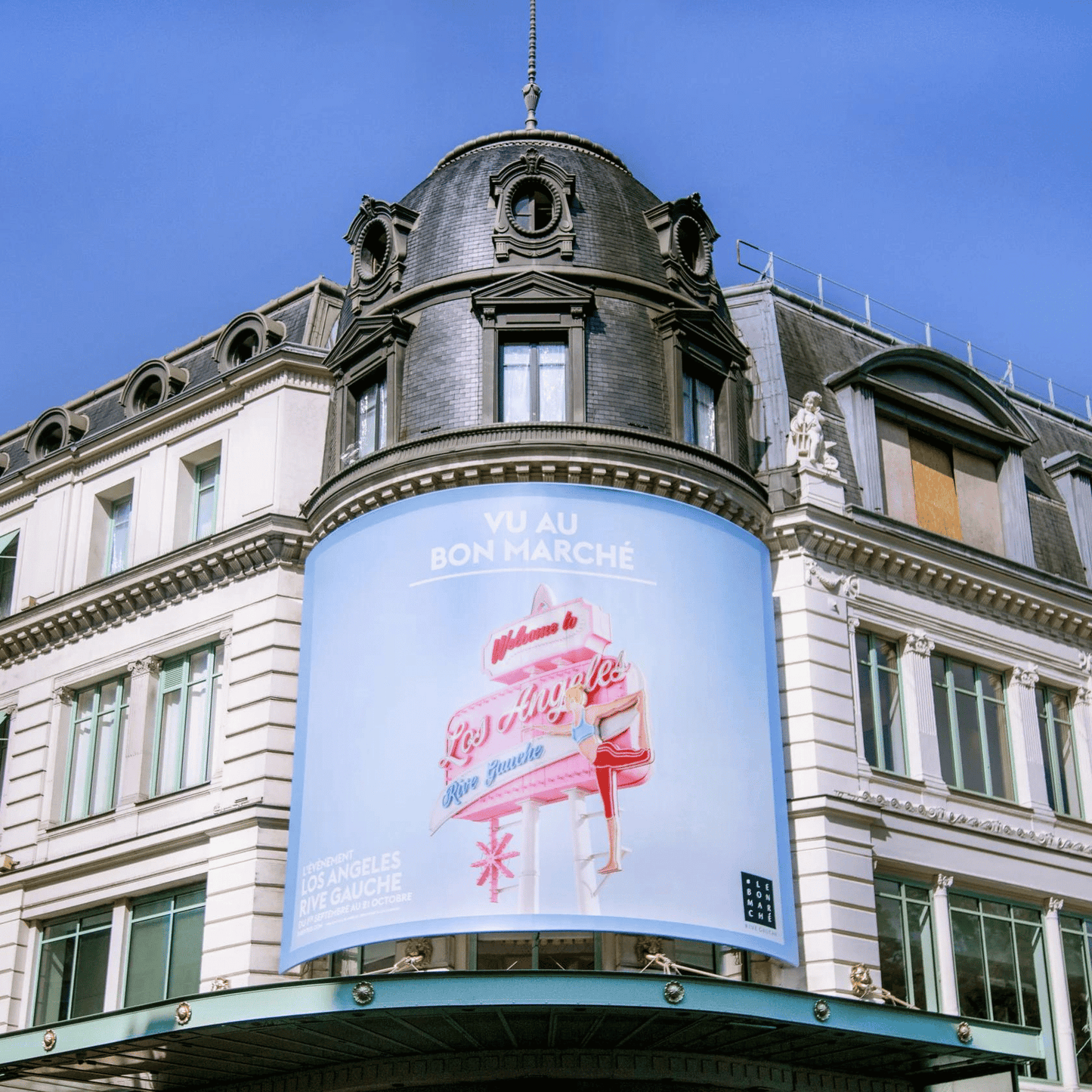 Photo of the marketing banner for the "Los Angeles Rive Gauche" exhibition in Paris